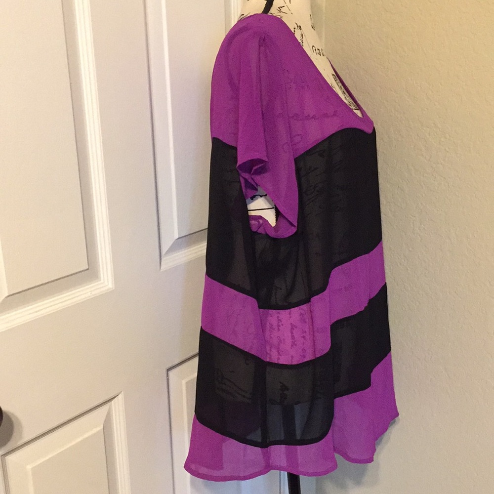 Torrid women top size 2 (2x ) (18/20) - Picture 2 of 10